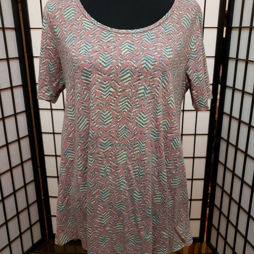 Lularoe perfect tee